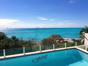 Piscina en la azotea