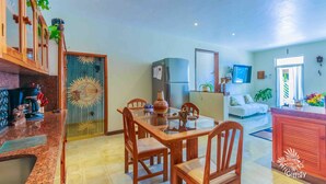 House | Private kitchen | Coffee/tea maker, fridge, microwave, oven - Casa Jalapeno (Isla Mujeres)