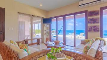 Casa | Sala de estar | Televisión y reproductor de DVD