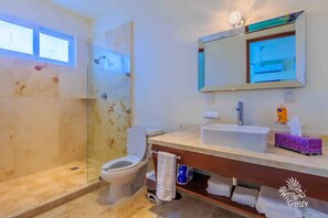 Bathroom - Estrella Del Mar One Bedroom 102 (Isla Mujeres)