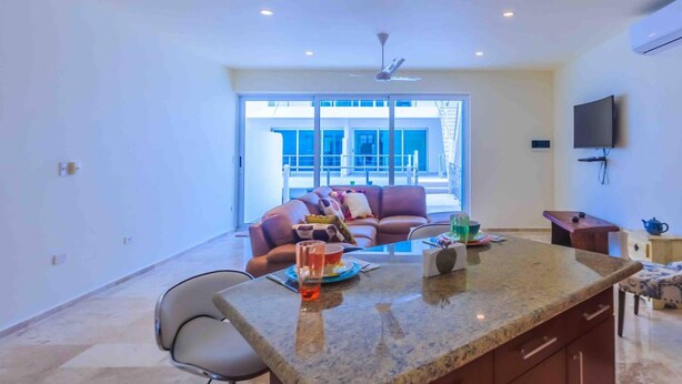 Living area - Estrella Del Mar One Bedroom 102 (Isla Mujeres)