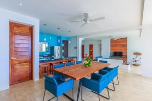 House | Private kitchen | Dishwasher - Isla Vida - 5 Bedroom House (Isla Mujeres)