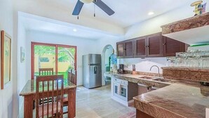 Villa | Private kitchen - Casa De Katy (Isla Mujeres)