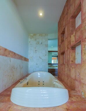 Bathroom - Isla 33 - Two Bedroom Villa 1101 (Isla Mujeres)