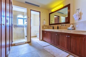 Bathroom - Casa Elegante - Discount of 25% for Stay in Dec 2018 - Jan 2019!!! (Isla Mujeres)