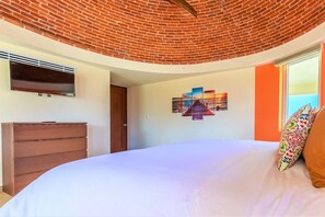 4 bedrooms, free WiFi - Casa Elegante - Discount of 25% for Stay in Dec 2018 - Jan 2019!!! (Isla Mujeres)