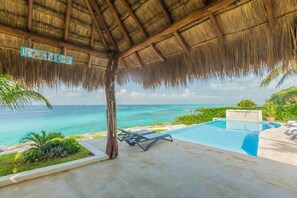 Pool - Isla Vida - 6 Bedroom House (Isla Mujeres)