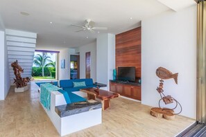 Living room - Isla Vida - 6 Bedroom House (Isla Mujeres)
