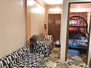 Room - FM Transient House Room For Rent Tagaytay (Tagaytay)