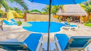 Villa | Pool - Isla Retreats - Villa 2 (Isla Mujeres)