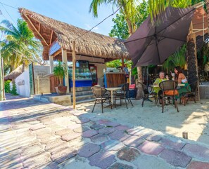 Balcony - Paradise Suites Litza Jr (Isla Mujeres)