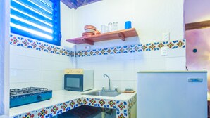 Studio | Private kitchenette | Dining table - VC Boutique Hotel - Room 1 (Isla Mujeres)