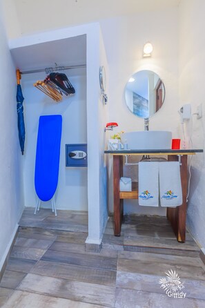 Room | Bathroom - Paradise Suites Nicte Jr (Isla Mujeres)
