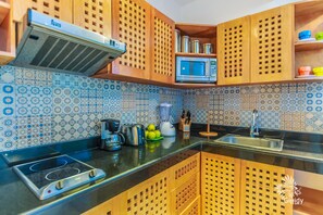 Condo | Private kitchen