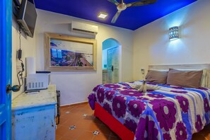 Studio | 1 bedroom, free WiFi, bed sheets