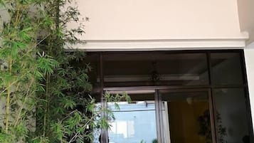 入口