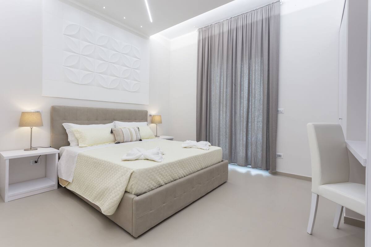 In-room safe, desk, soundproofing, free cots/infant beds