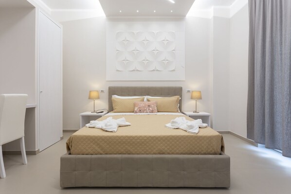 In-room safe, desk, soundproofing, free cots/infant beds