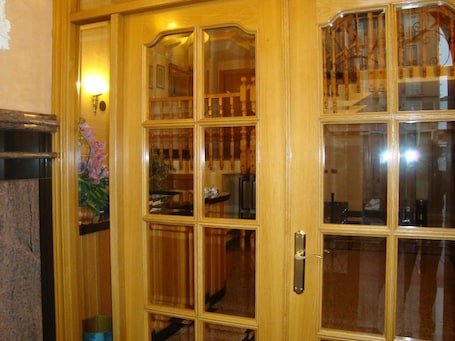 Interior. Hostal Universal