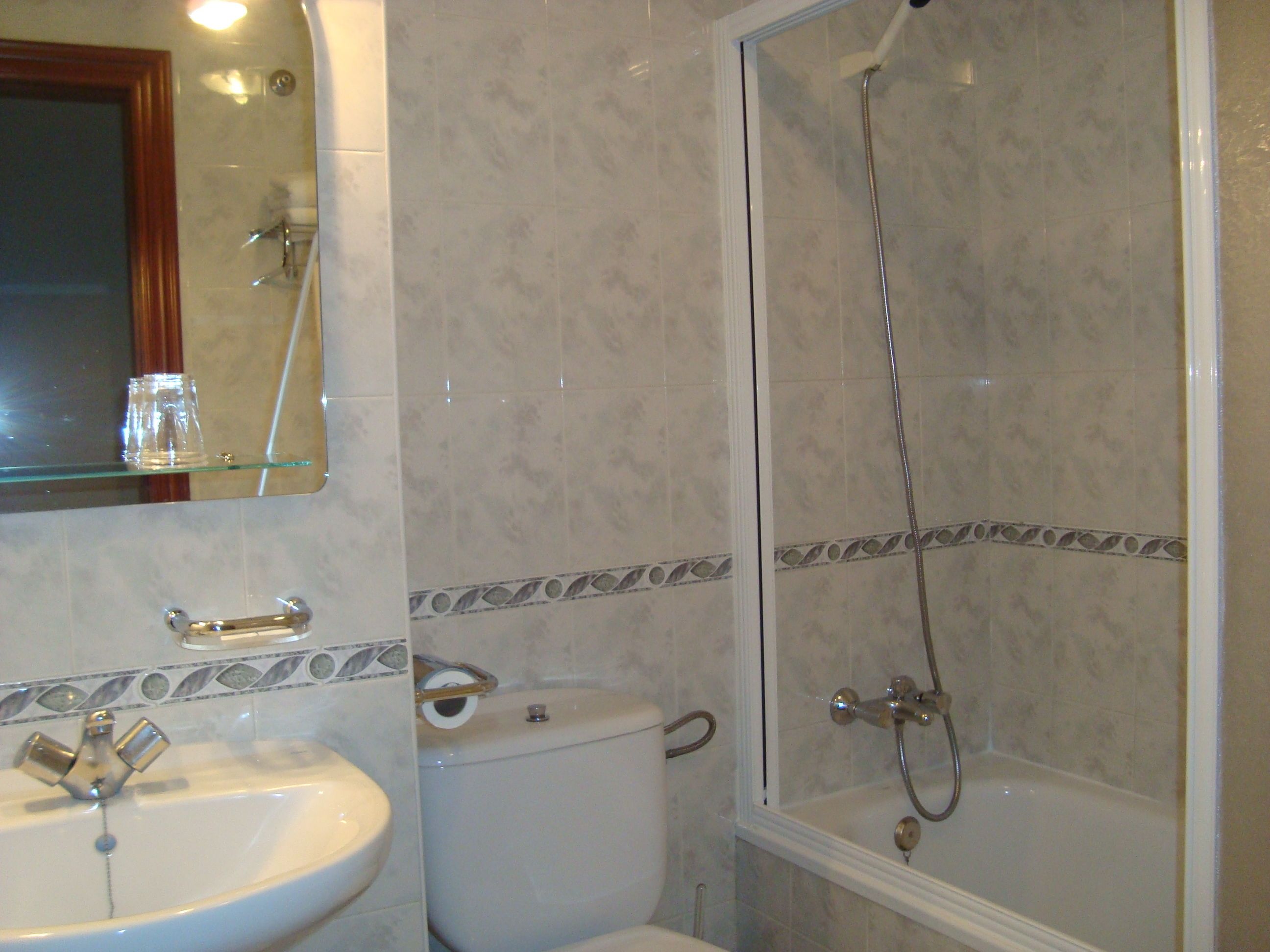 Foto - Hostal Universal