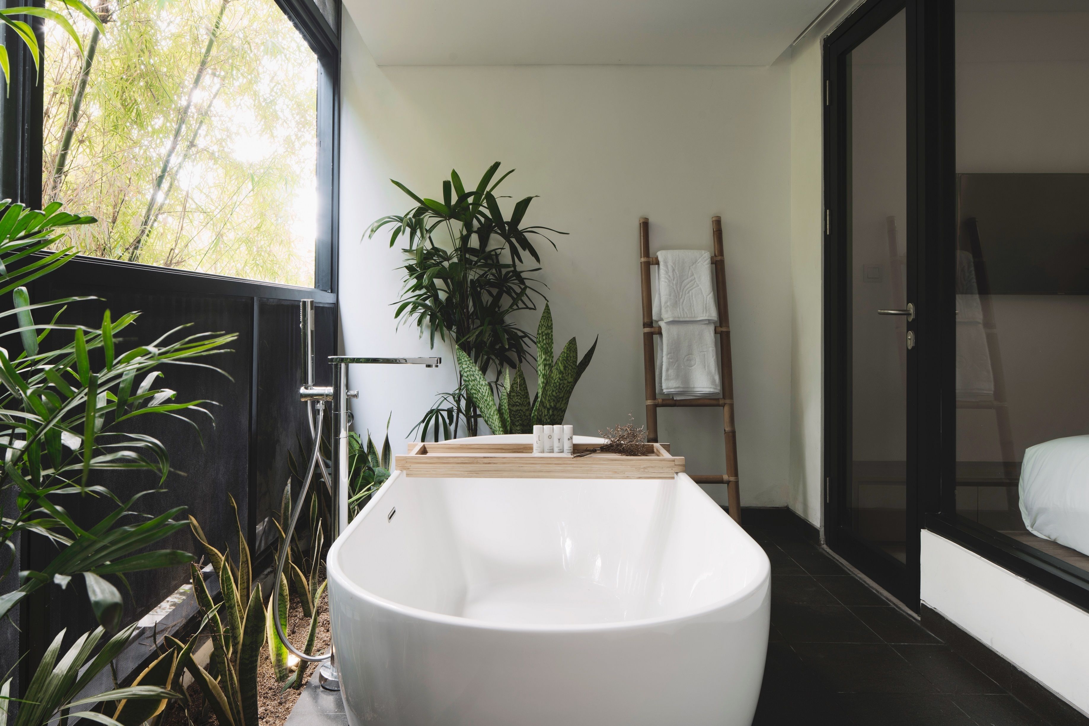 superior room, 1 queen bed (the sky room ) | deep-soaking bathtub