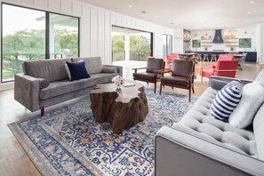 House, Multiple Bedrooms | Living area