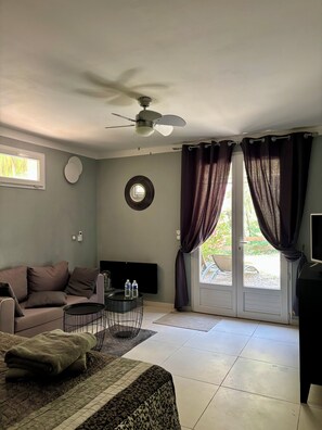 Literie de qualité supérieure, décoration personnalisée