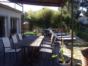 Free daily continental breakfast  - La Désirade Chambres d'hôtes en Provence (Ceyreste)