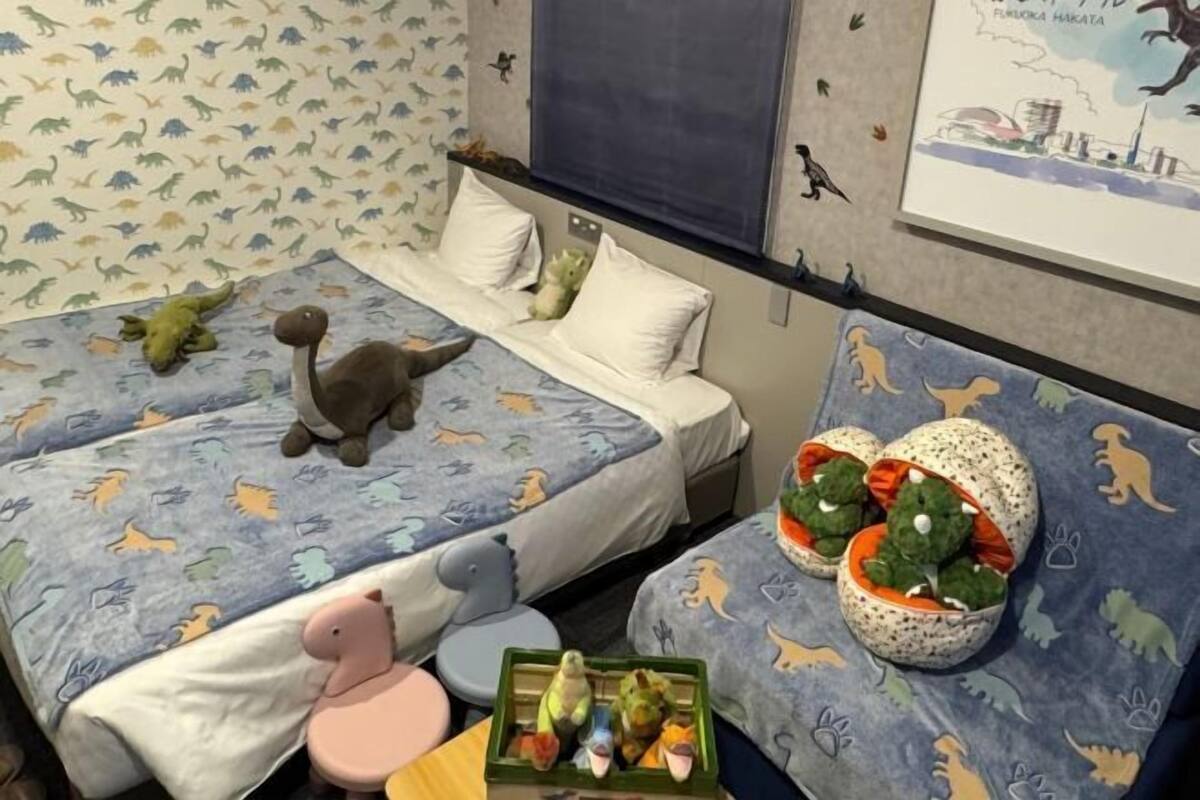 In-room safe, blackout curtains, free WiFi, bed sheets