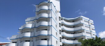 Sunset Hills Inn Naha
