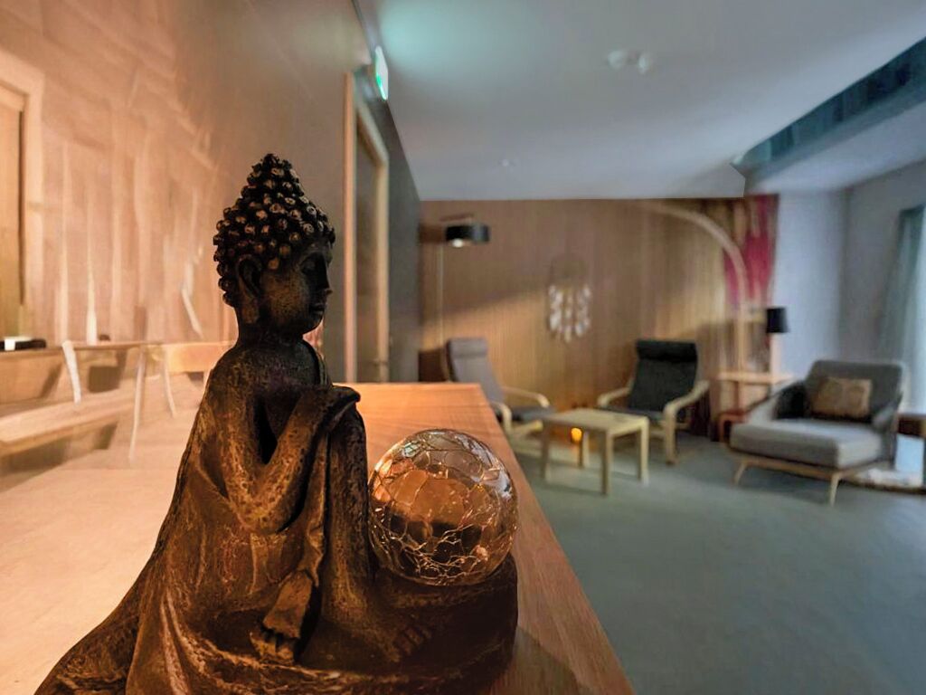 1 treatment room