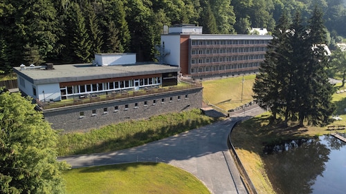 Sunday Schwarzbachtal Hideaway Resort