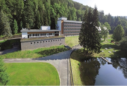 Sunday Schwarzbachtal Hideaway Resort