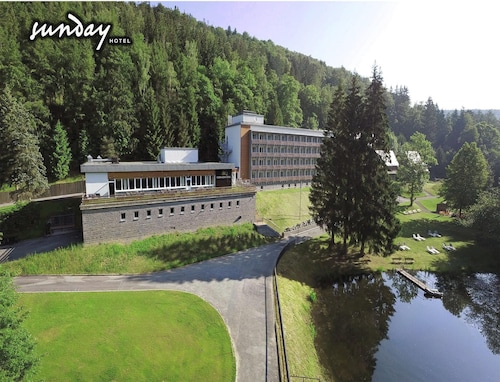 Sunday Schwarzbachtal Hideaway Resort