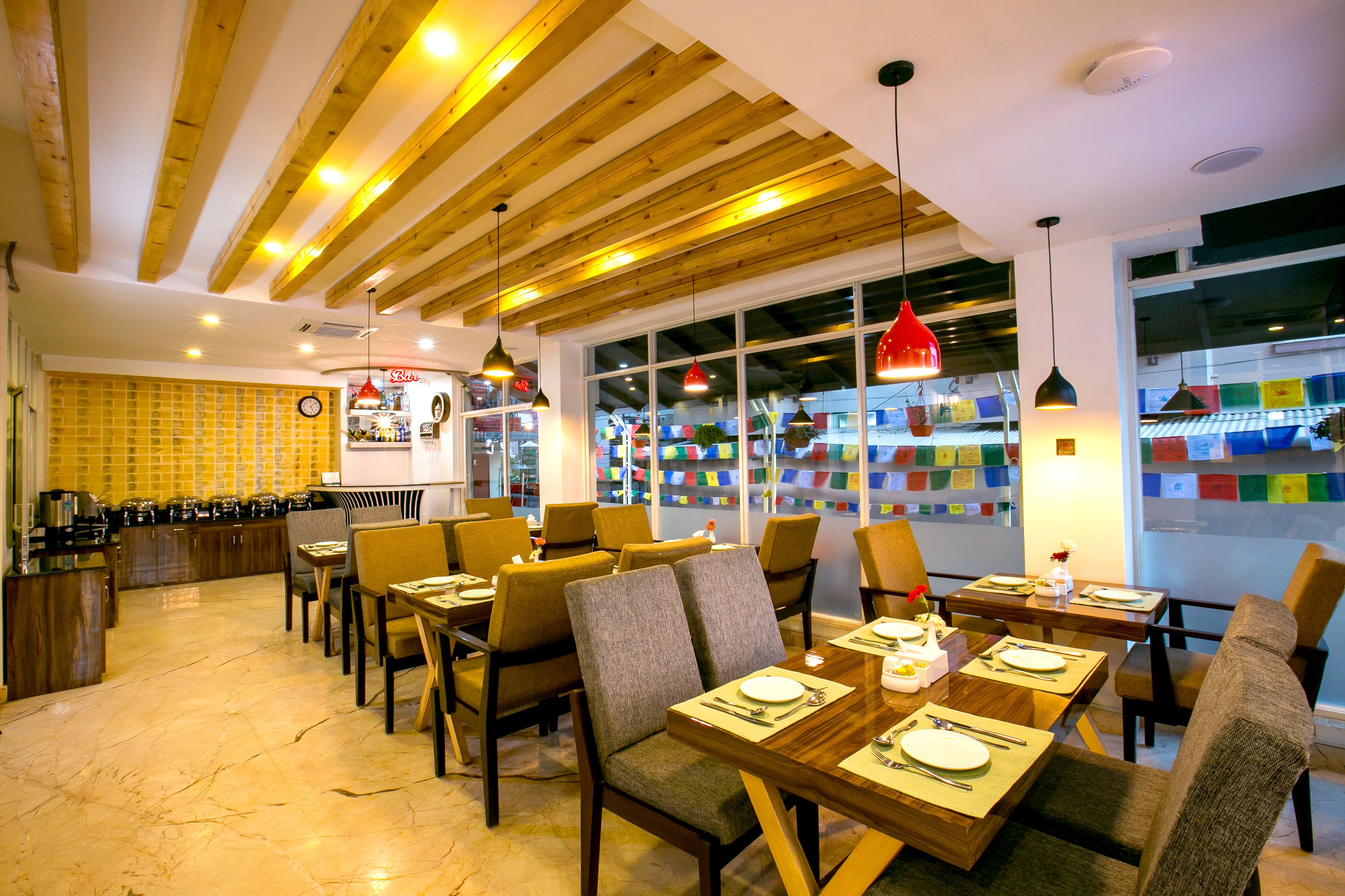 包含每日自助早餐