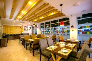 Desayuno buffet incluido todos los días