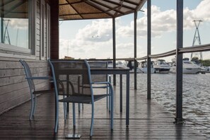 Balcony - Debarkader (Sarleyskiy)