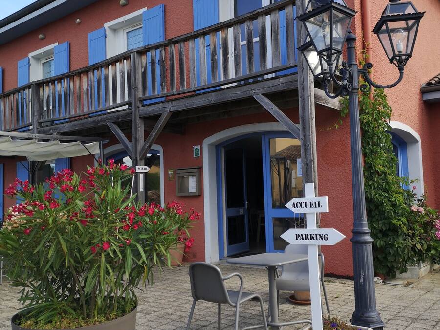 Facciata della struttura