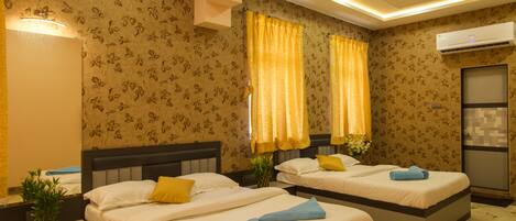 Family Room, 2 Double Beds, Smoking | Soundproofing, iron/ironing board, free WiFi, bed sheets