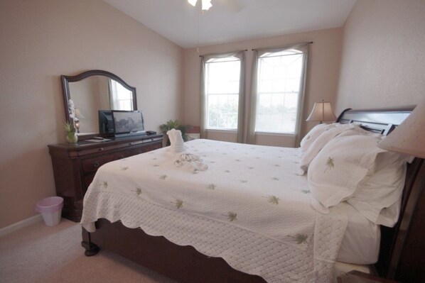 Family Condo, Kitchen, Garden Area | View from room - Ly53812 - Terrace Ridge - 2 Bed 2 Baths Condo (Davenport)