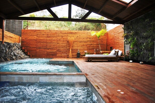 Couples treatment room(s), body scrubs, facials, manicures and pedicures