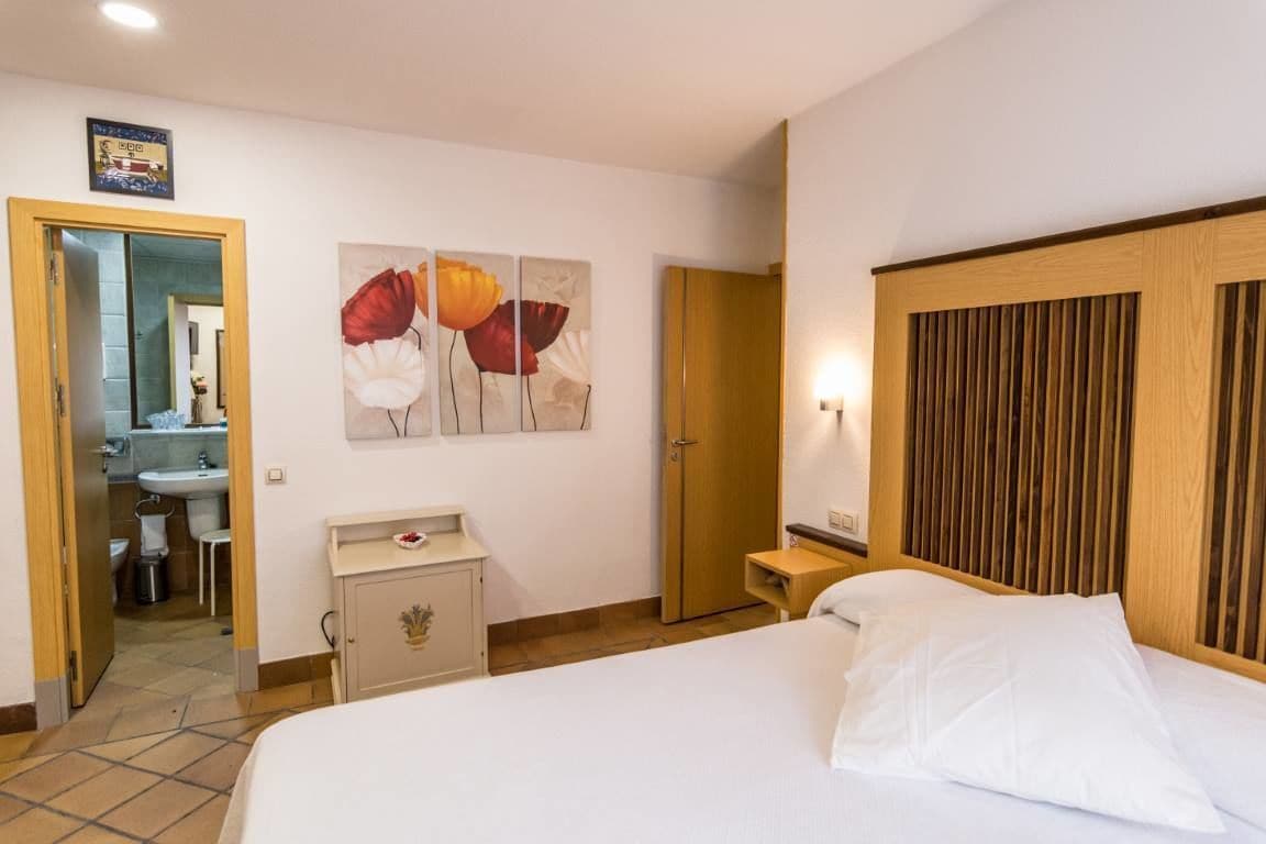 Photo - Antika Snoga