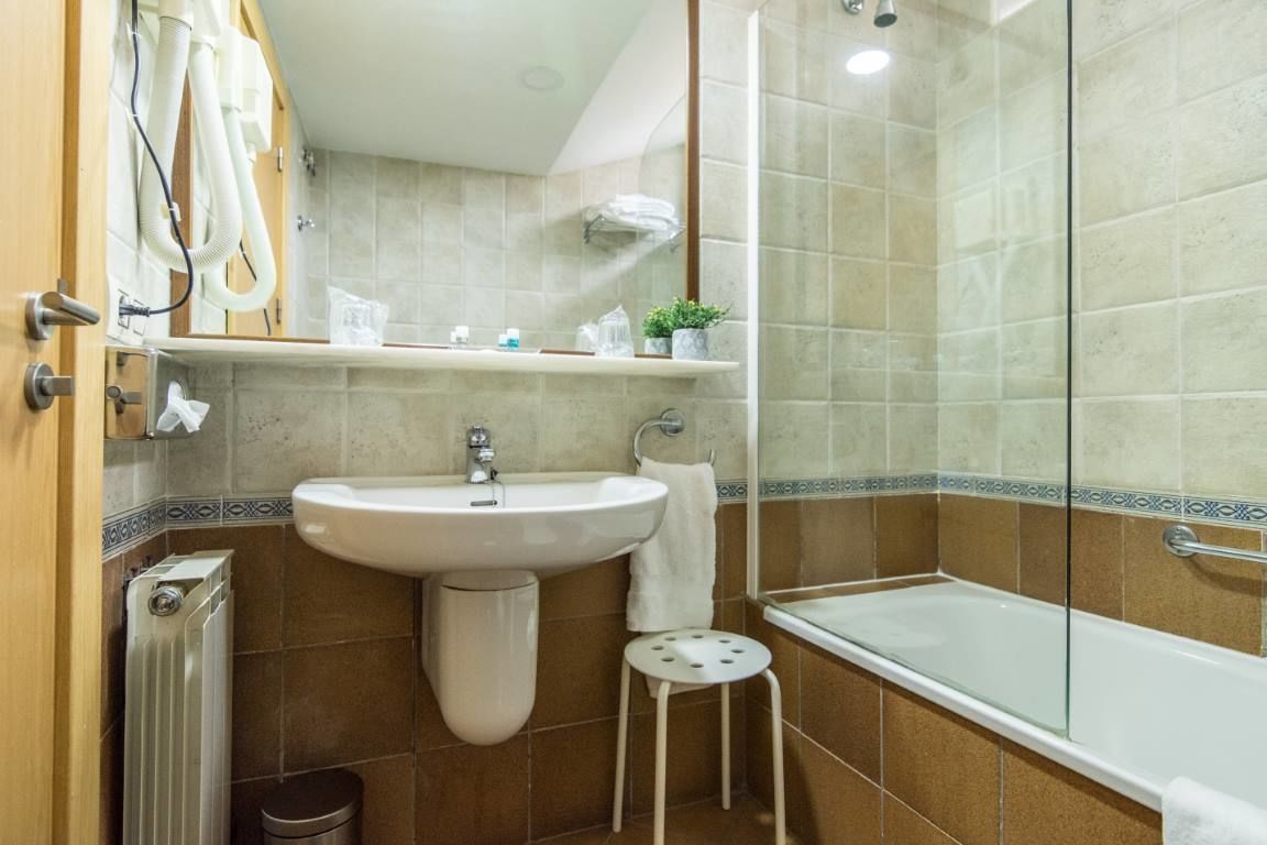 Photo - Antika Snoga