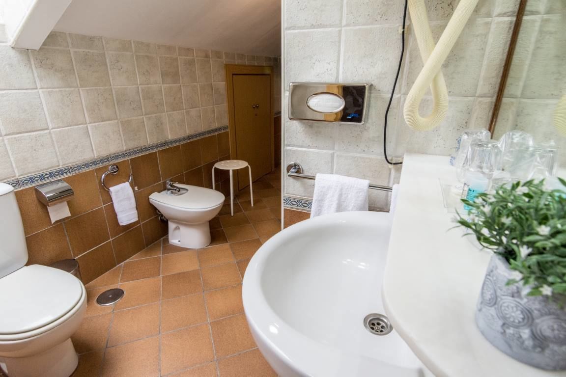 Photo - Antika Snoga