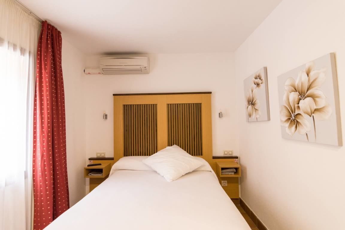 Photo - Antika Snoga