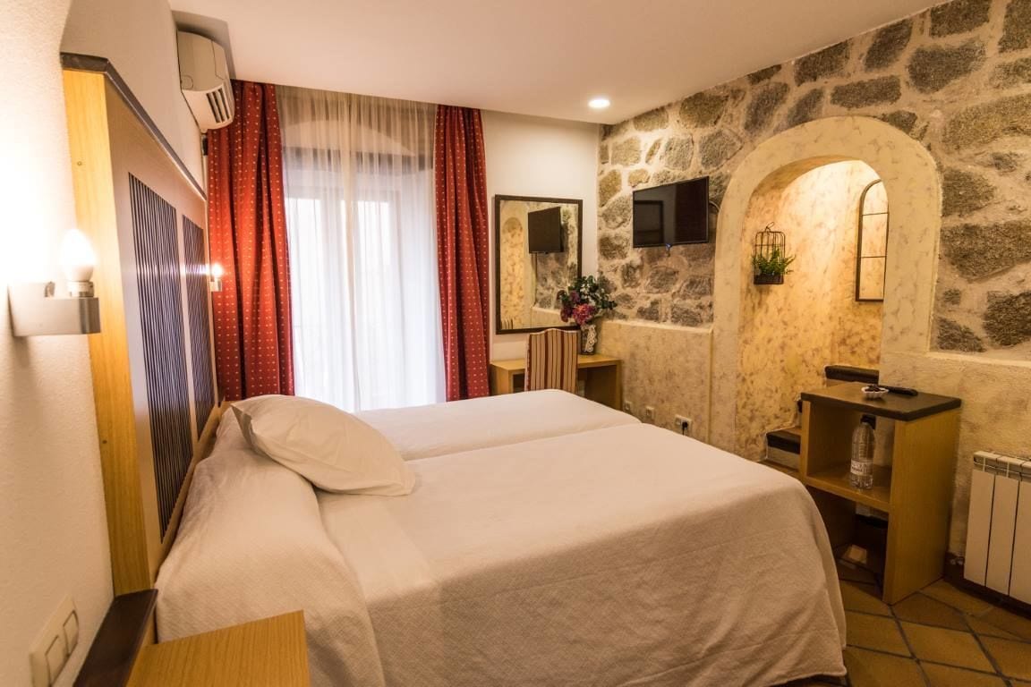 Photo - Antika Snoga