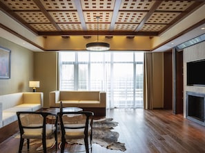 Presidential-Suite, 1 Doppelbett, barrierefrei, Balkon