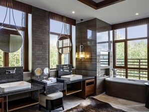 Presidential Suite, 1 Double Bed, Accessible, Balcony | Premium bedding, down comforters, pillowtop beds, minibar - Pullman Changbaishan Resort (Baishan)