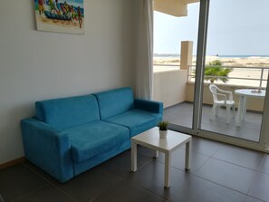 Apartment, 1 Bedroom | Living room
