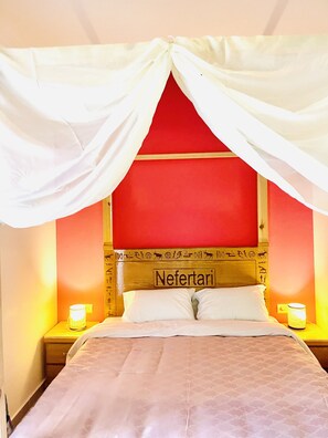 Hypo-allergenic bedding, minibar, individually decorated - Jewel Howard Carter Hotel (Luxor)
